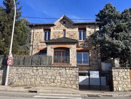 maison 3 pièces 113 m²