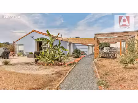 longère 5 pièces 130 m²