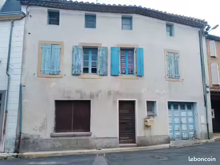 maison de ville 180m2 sur 3 niveaux à rénover