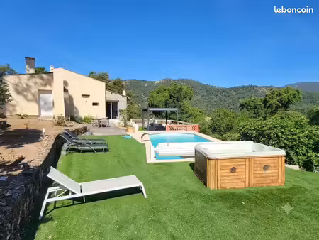 6 pièces - 150 m² - le plan-de-la-tour 83120