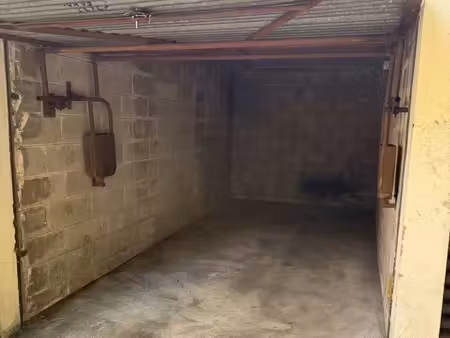box garage voiture ou stockage bondy sud