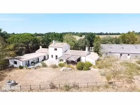 ferme 7 pièces 235 m²