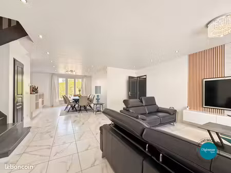 maison 6 pièces 155 m²
