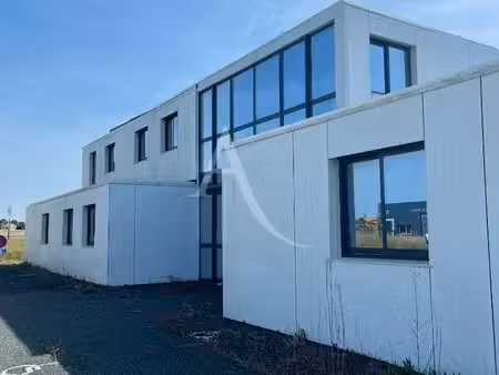 bureaux 130 m² angles