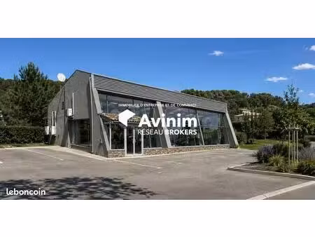 local commercial 455 m² trans-en-provence