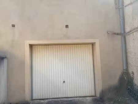 loue garage indépendant 52 m2