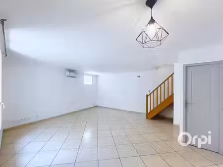 vente maison 4 pièces 80 m² à vergèze (30310)  195 000 €