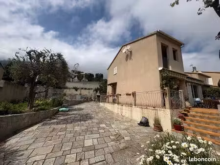 villa t4 duplex avec piscine et garage biguglia