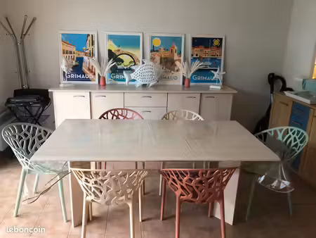 vacances à port-grimaud : 65 m2 - 2 chambres  piscine  parking  plage à pied - saint-trope