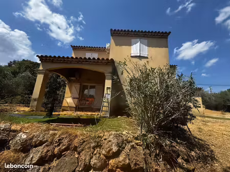 maison 5 pièces 111 m²