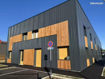 bureaux 92 m² milly-la-forêt