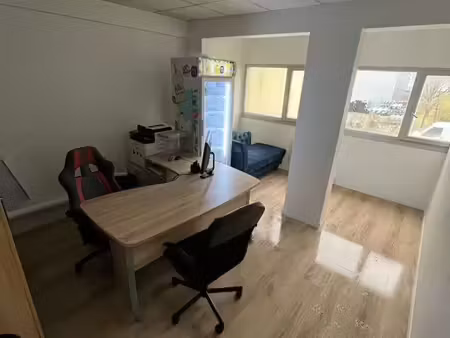 bureau 15m2