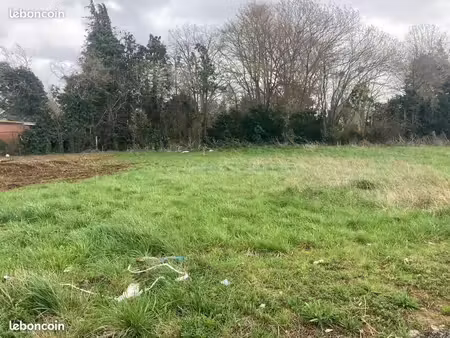 terrain 202 m² valambray