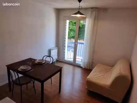 appartement 1 pièce 19 m²