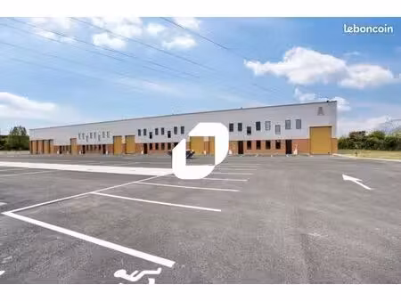 local logistique 3 452 m²