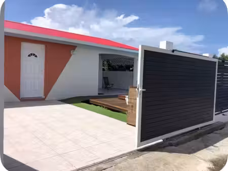 villa f4 piscine clim st françois
