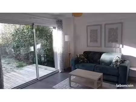 studio+jardin+parking