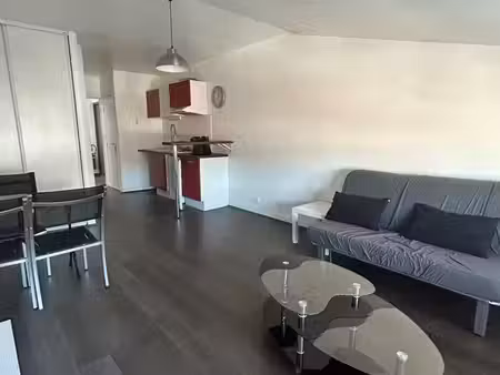 studio 1 pièce 25 m²