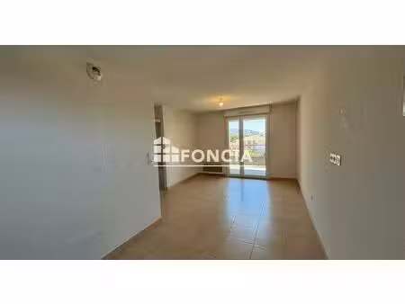 à vendre – t2 en résidence récente à cavaillon