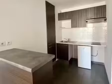 location appartement 2 pièces 42.71 m² à eysines (33320)  735 €
