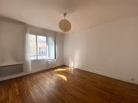 appartement 2 pièces - dobrée