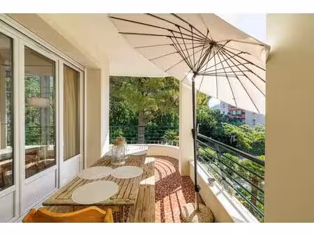 nice cimiez – superbe 3 pièces rénové avec terrasses