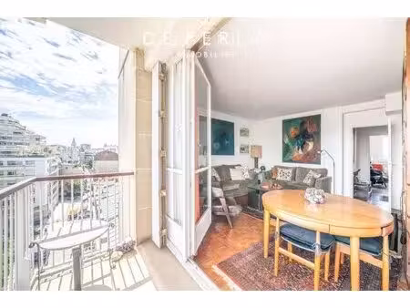 moulin vert: appartement traversant de 3 pièces avec balcon