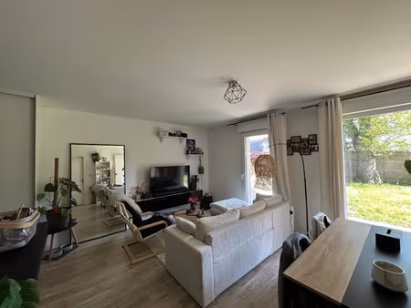 location appartement 2 pièces 45.86 m² à plescop (56890)  675 €