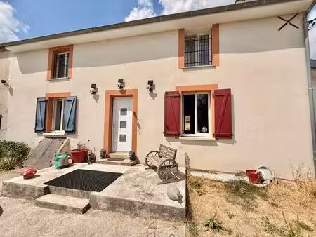 maison à vendre athée 142m²   3 chambres  2062m² de terrain