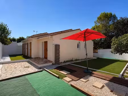 location meublée maison 5 pièces 90 m² à saint-gély-du-fesc (34980)  1 650 €