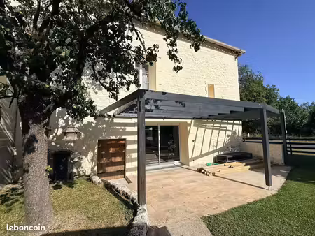 propriété 4 pièces 94 m²