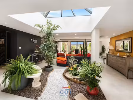 entre campagne et lumière - propriété de plain-pied sur plus de 3 000 m² à claira