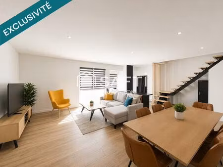 maison rénovée avec patio et dépendance