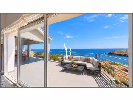 villa avec vue panoramique exceptionnelle sur la méditerranée