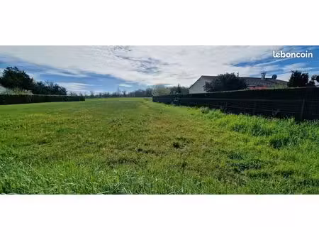 terrain à bâtir de 1226 m² à marsaneix (24)