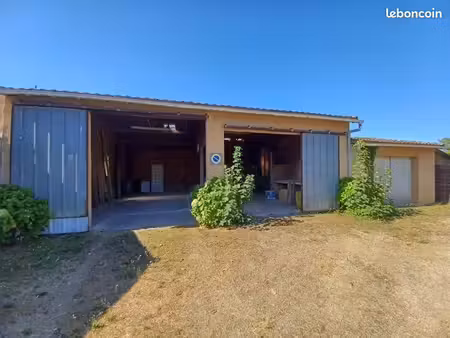 local 107 m² prigonrieux