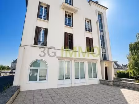murs professionnels de 159 63 m² – potentiel appartement f4/f5 – terrasse  cave et 5 parki