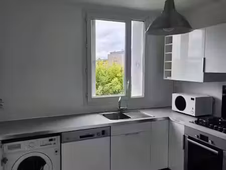 location meublée appartement 2 pièces 47 m² à alfortville (94140)  1 200 €