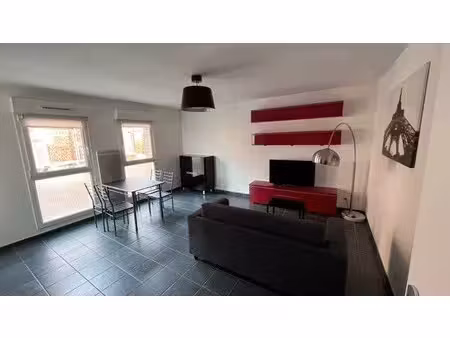 location meublée appartement 2 pièces 46 m² à amiens (80000)  745 €