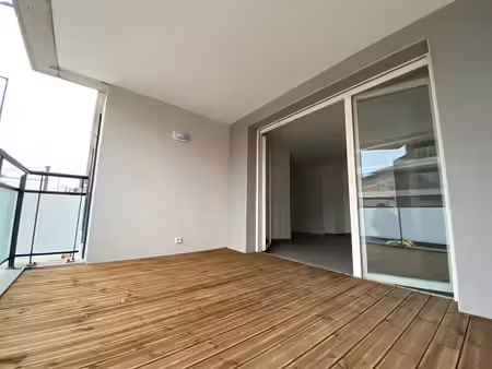 appt t3 blagnac centre - 64.71 m2 - avec terrasse et parkings