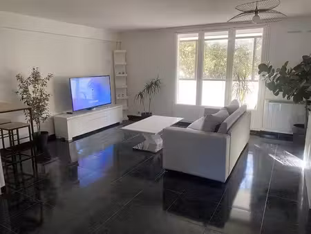 location meublée appartement 1 pièce 70 m² à montpellier (34000)  650 €