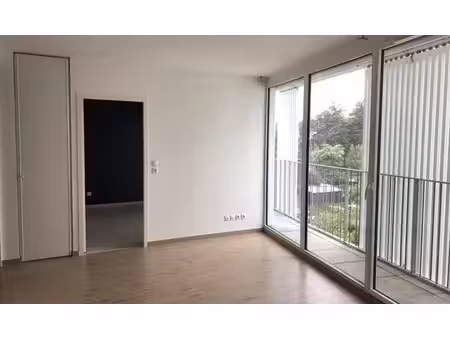 location appartement 2 pièces 42 m² à nantes (44000)  661 €