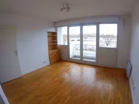 location meublée appartement 2 pièces 36 m² à paris 13ème (75013)  1 650 €