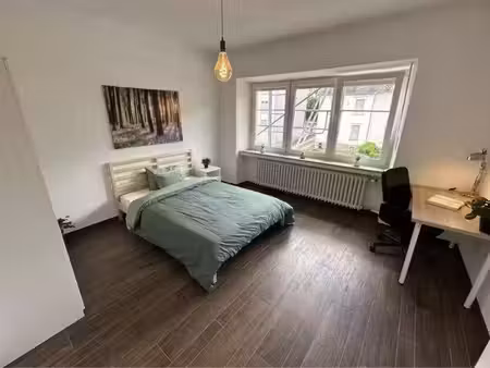 location meublée appartement 1 pièce 21 m² à paris 17ème (75017)  895 €