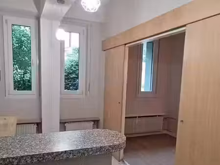 location appartement 1 pièce 30 m² à saint-cloud (92210)  935 €