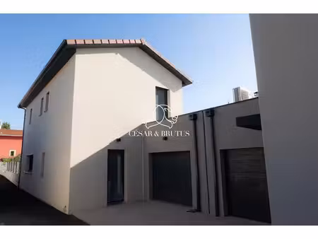vente maison 5 pièces 112 m² à venissieux (69200)  405 000 €