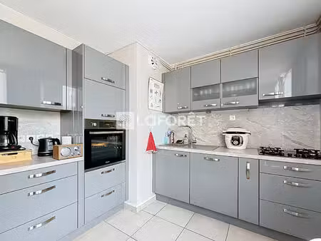 caluire centre - t4 - 3 chambres 65 m² - résidence arborée