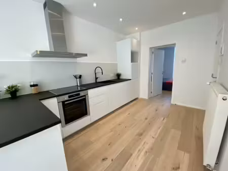 quartier la chasse - appartement une chambre