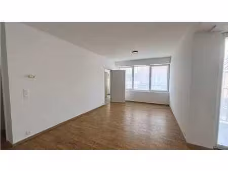 comfortabel 2-slaapkamerappartement met xyz te huur in z...
