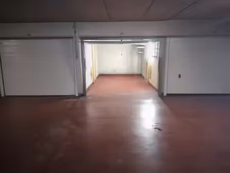 box de garage fermé